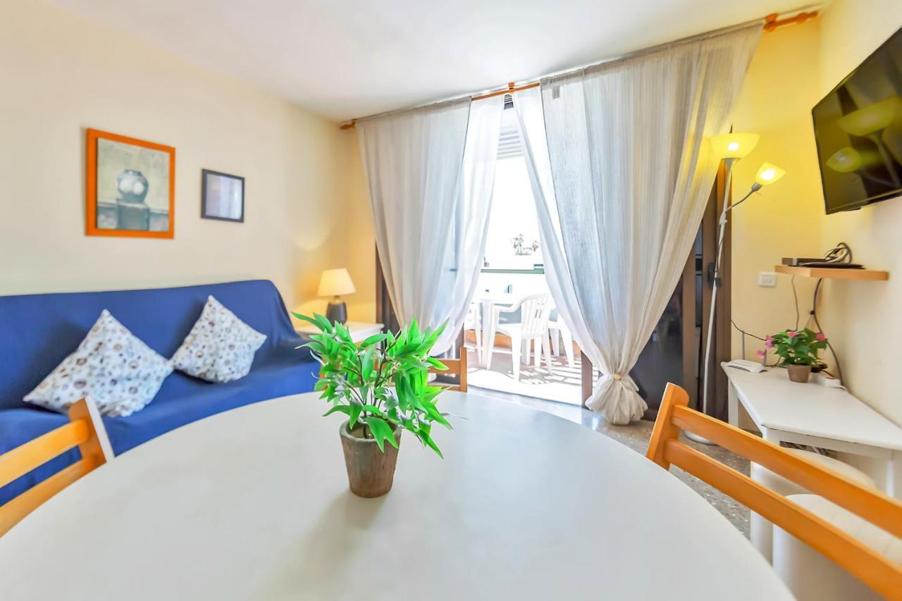Apartment Near Playa De Las Americas With Wifi And Pool, Tenerife Sur المظهر الخارجي الصورة